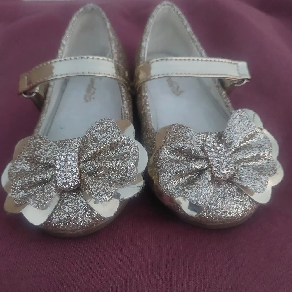 Furdeour Girls Dress shoes Mary Jane glittering 7